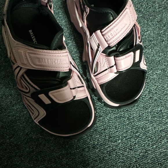 Balenciaga Track Sandals - Picture 3 of 3
